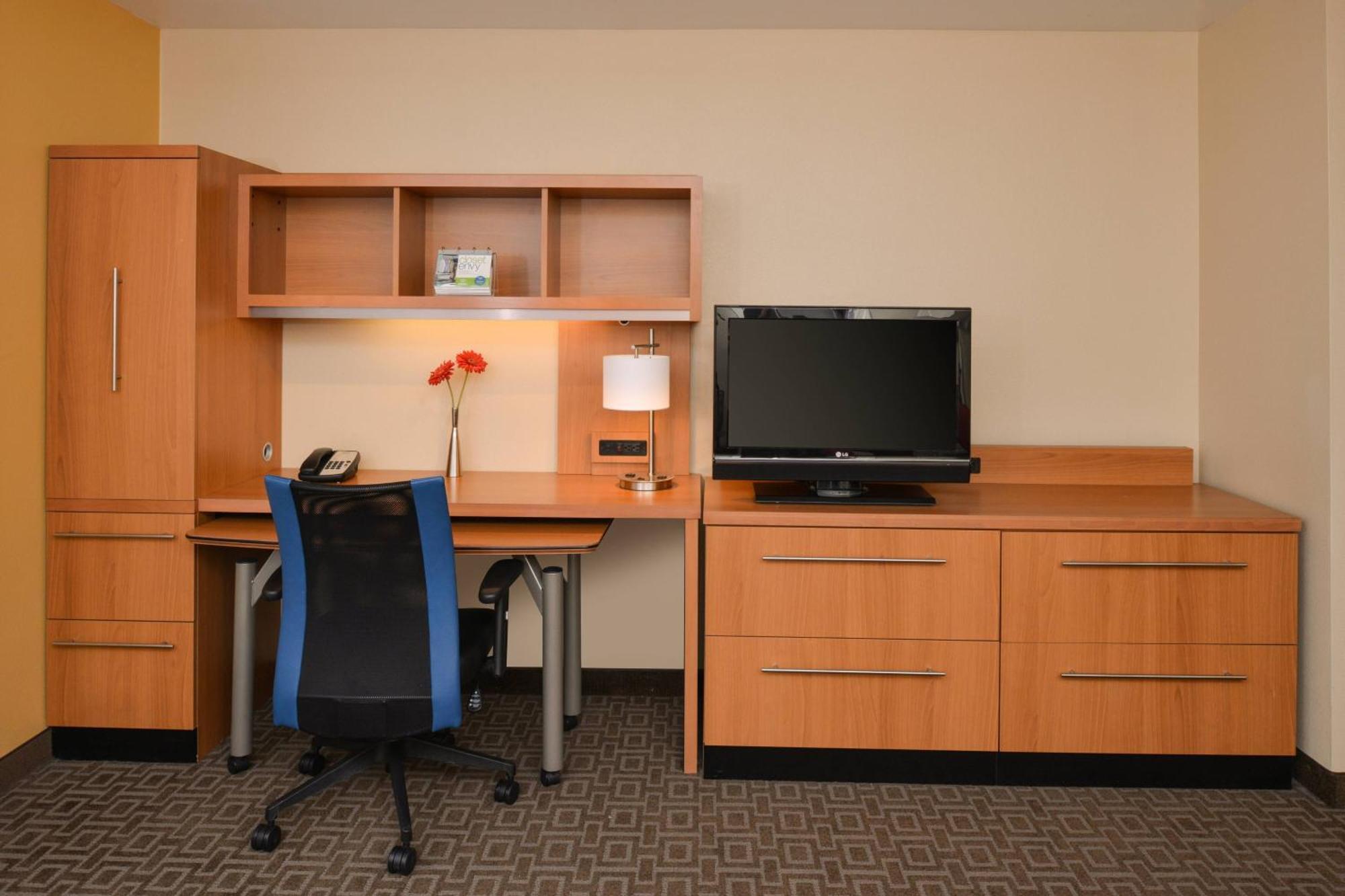 Towneplace Suites By Marriott Sacramento Розвилл Экстерьер фото