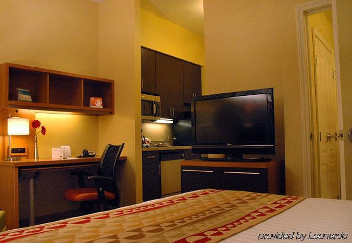 Towneplace Suites By Marriott Sacramento Розвилл Номер фото