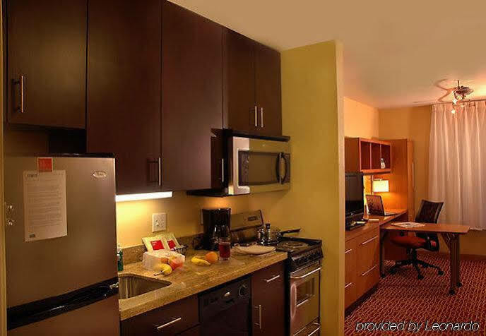Towneplace Suites By Marriott Sacramento Розвилл Экстерьер фото